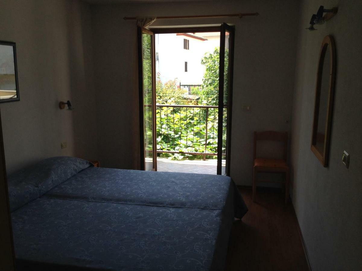 Apartment Leo Rovigno Esterno foto